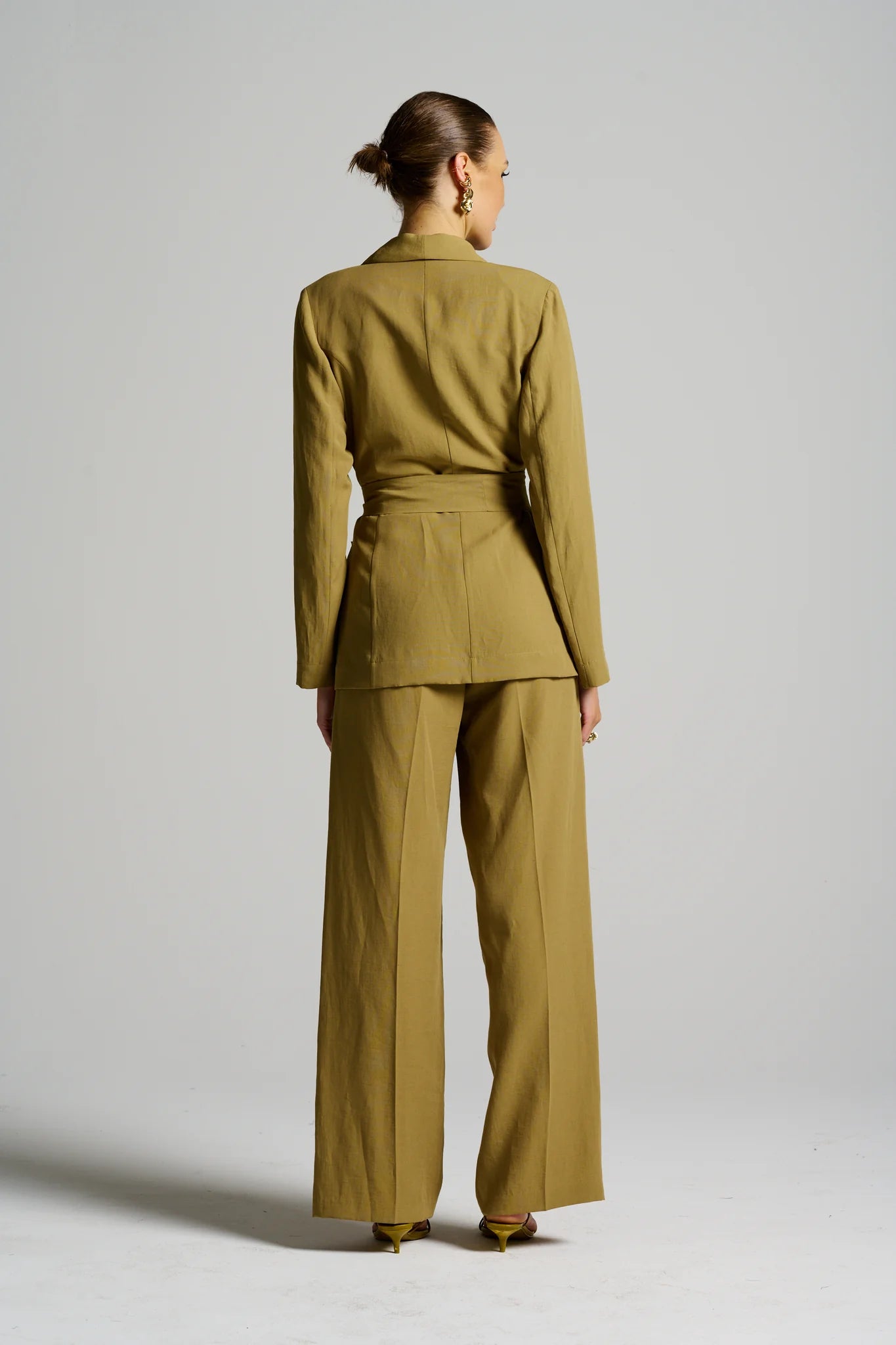 Le Cocktail Lounge Jacket | Olive