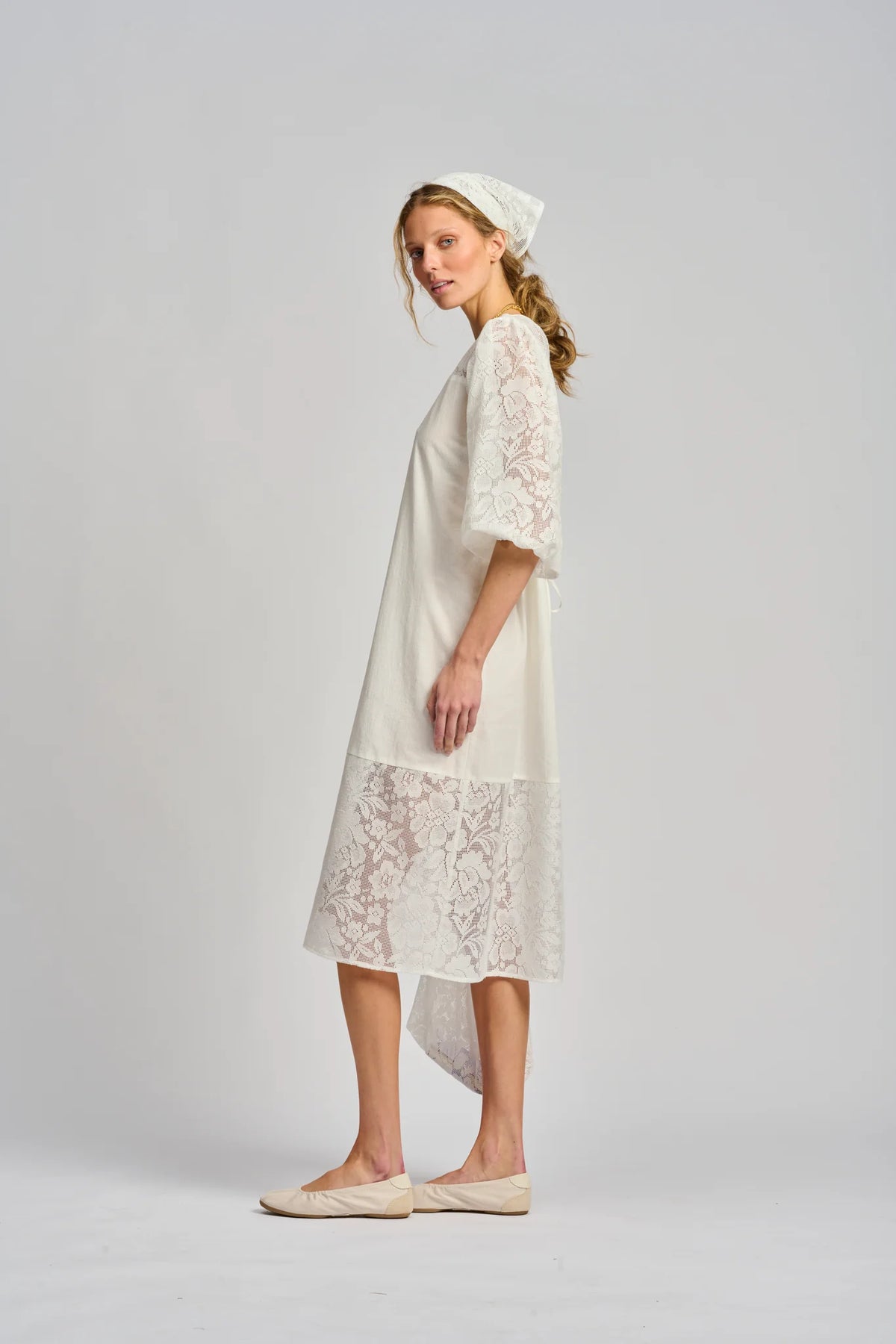 Le Filet Lace Dress | Off White *PRE-ORDER