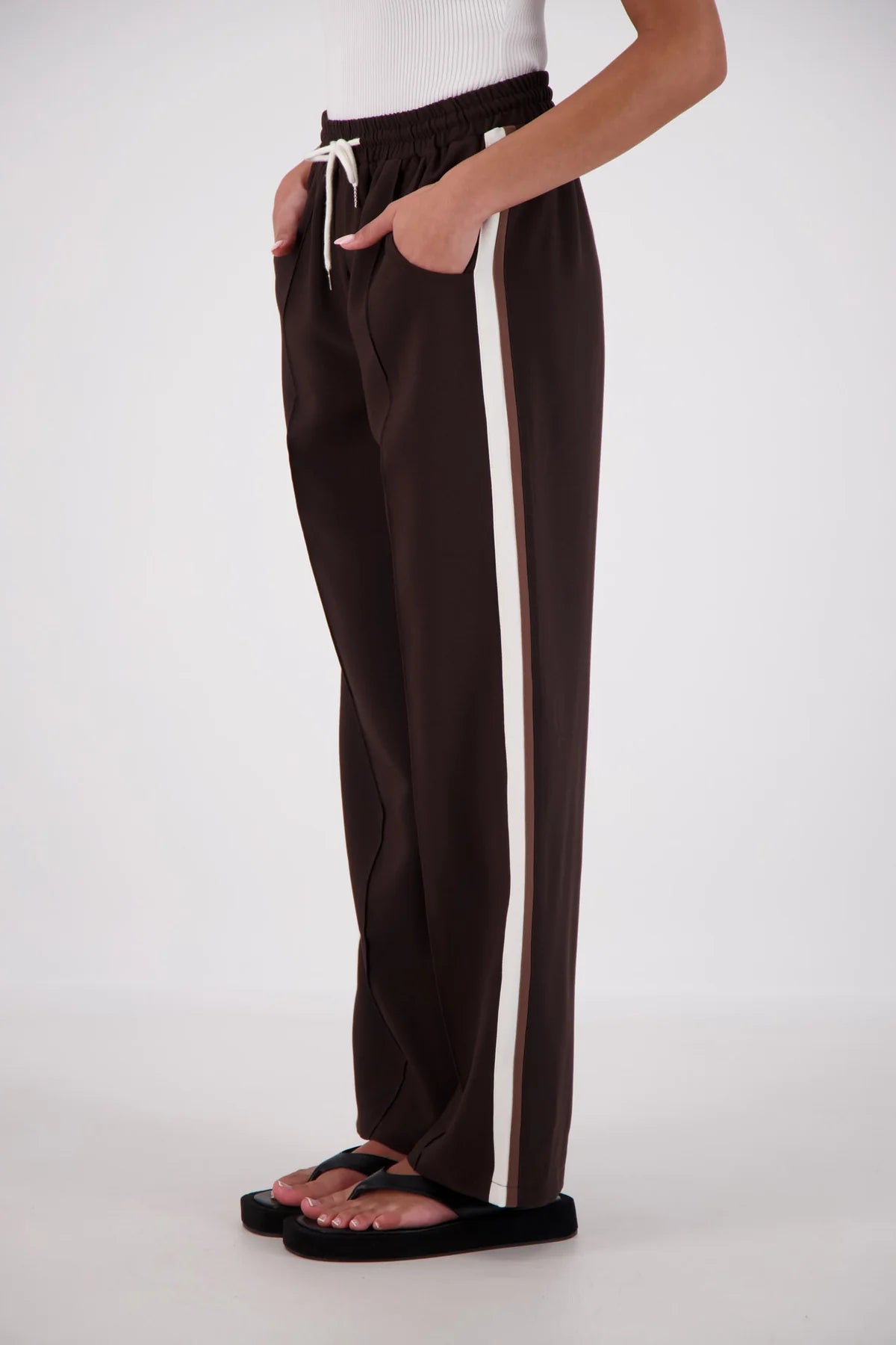 Cassis Trouser | Dark Brown
