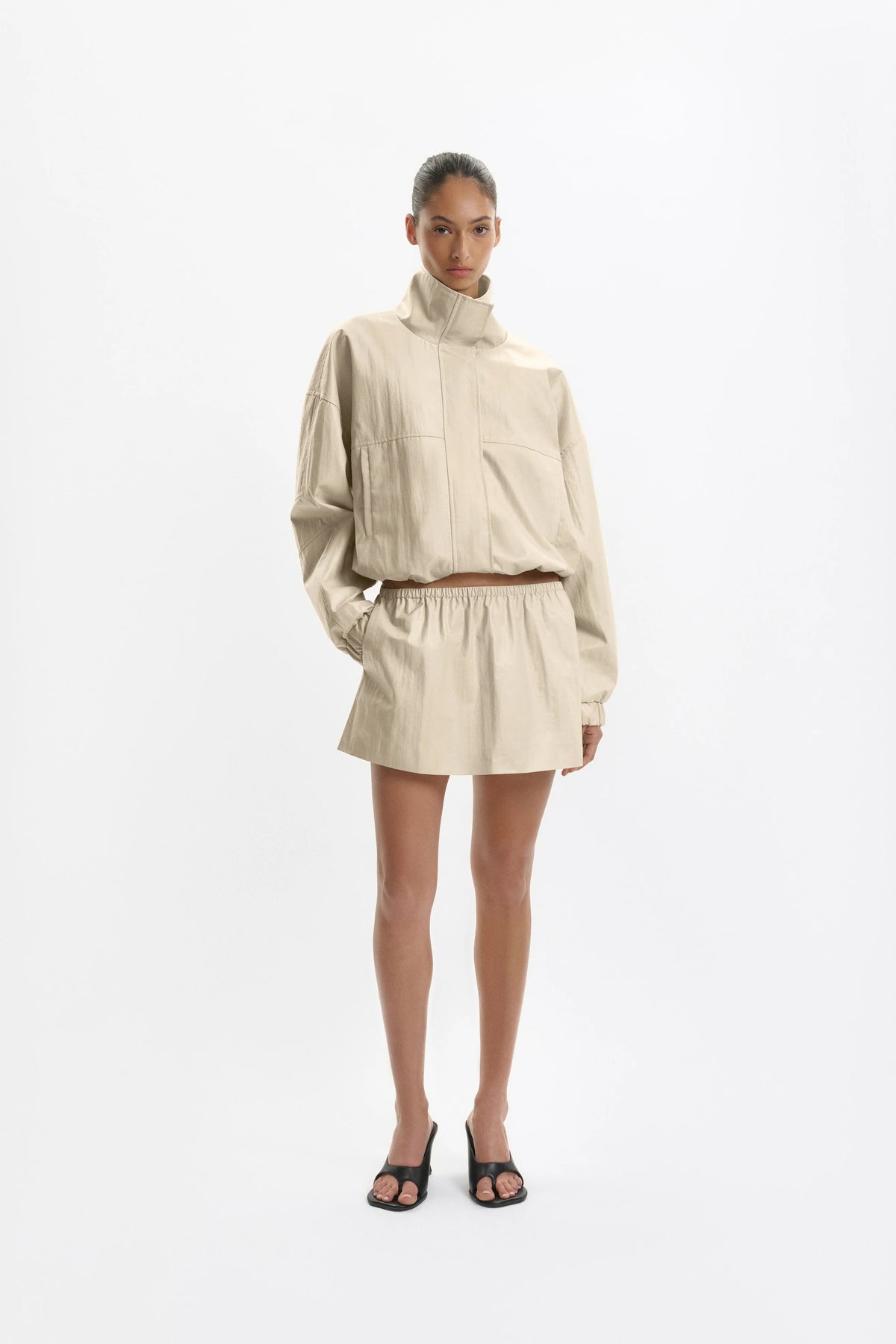 Fangio Bomber | Almond
