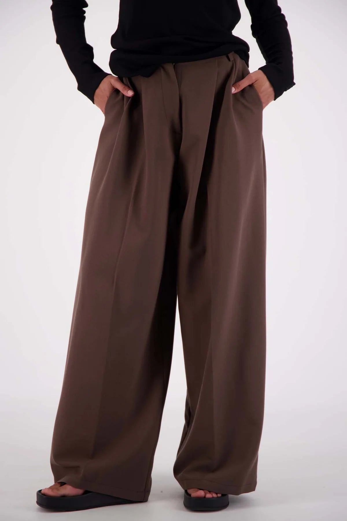 Gigi Trouser | Taupe