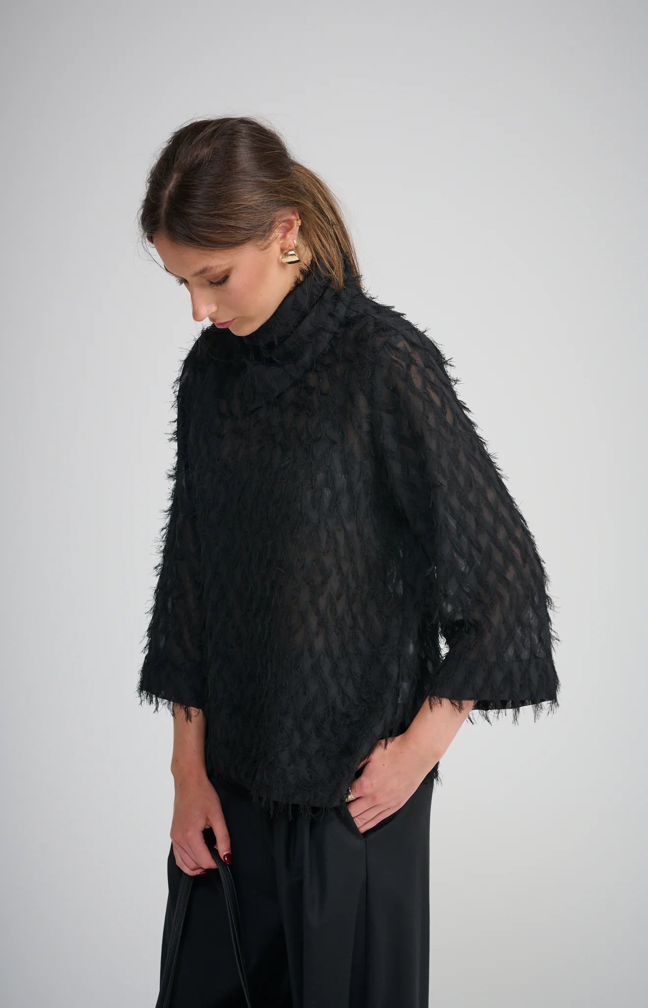 Le Tassel Top (with neck scarf) | Noir