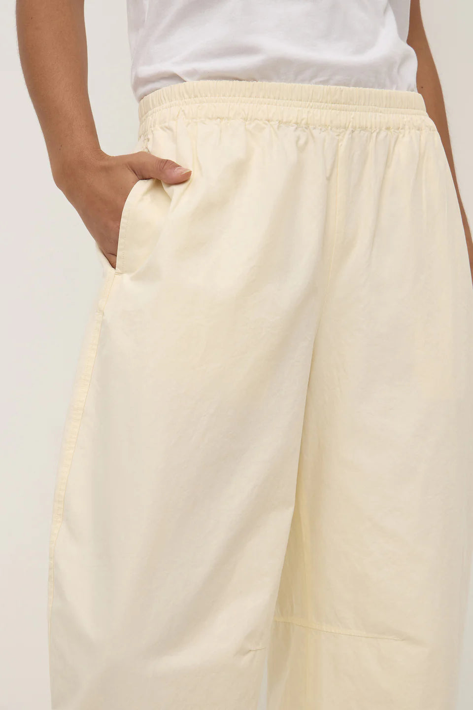 Lola Barrel Pant | Butter