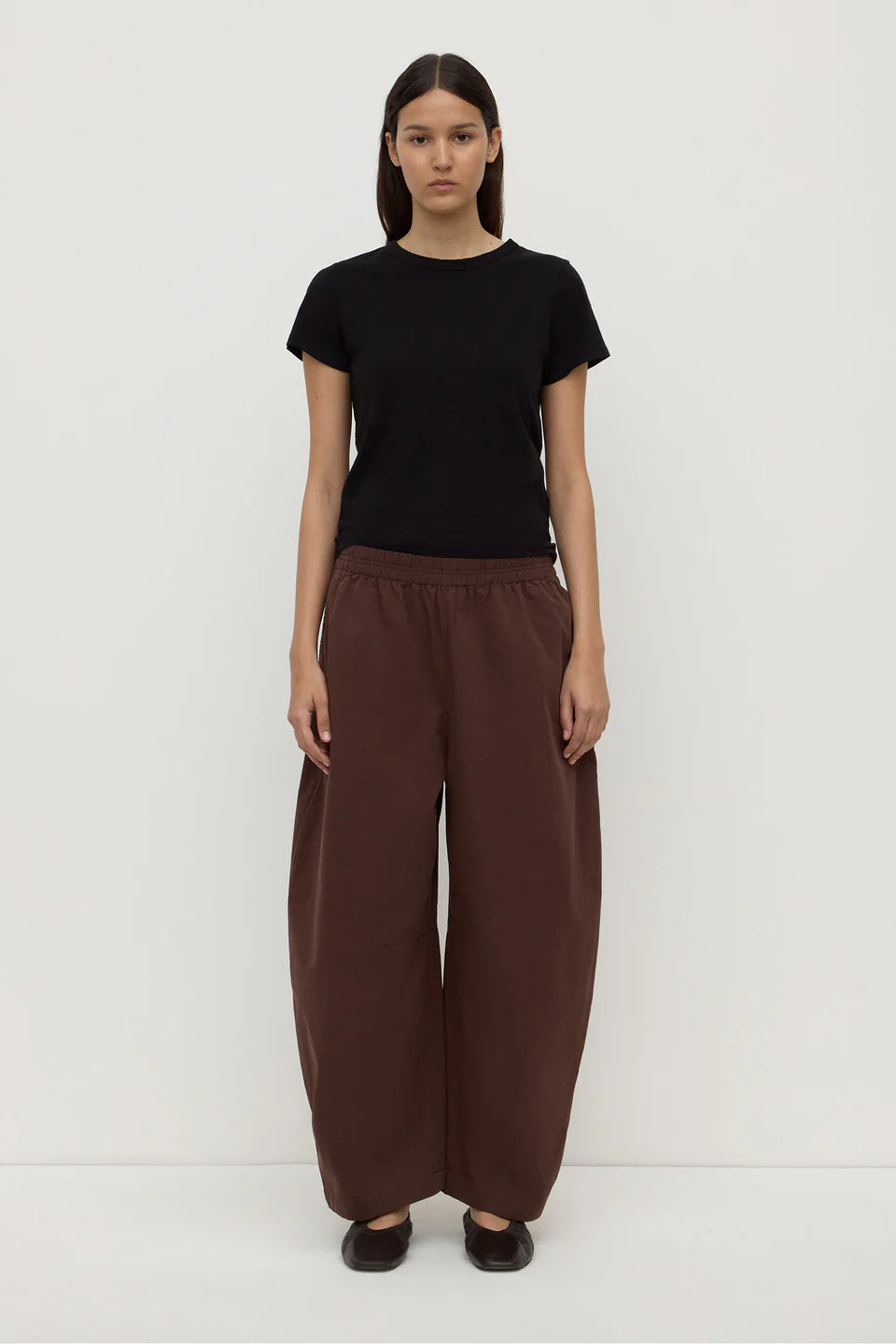 Lola Barrel Pant | Ganache