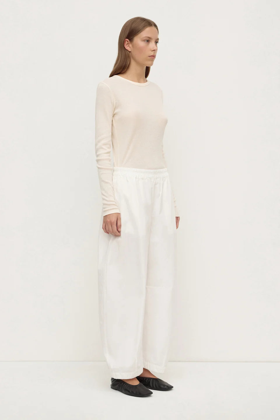 Lola Barrel Pant | White