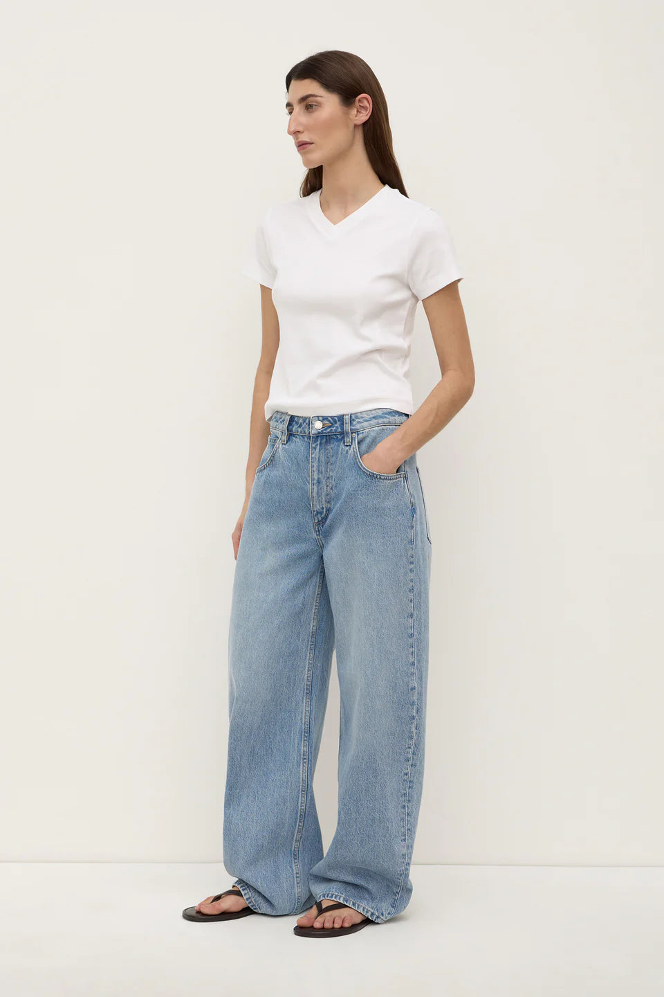 Low Curve Mid Rise Jean | Indigo Fade