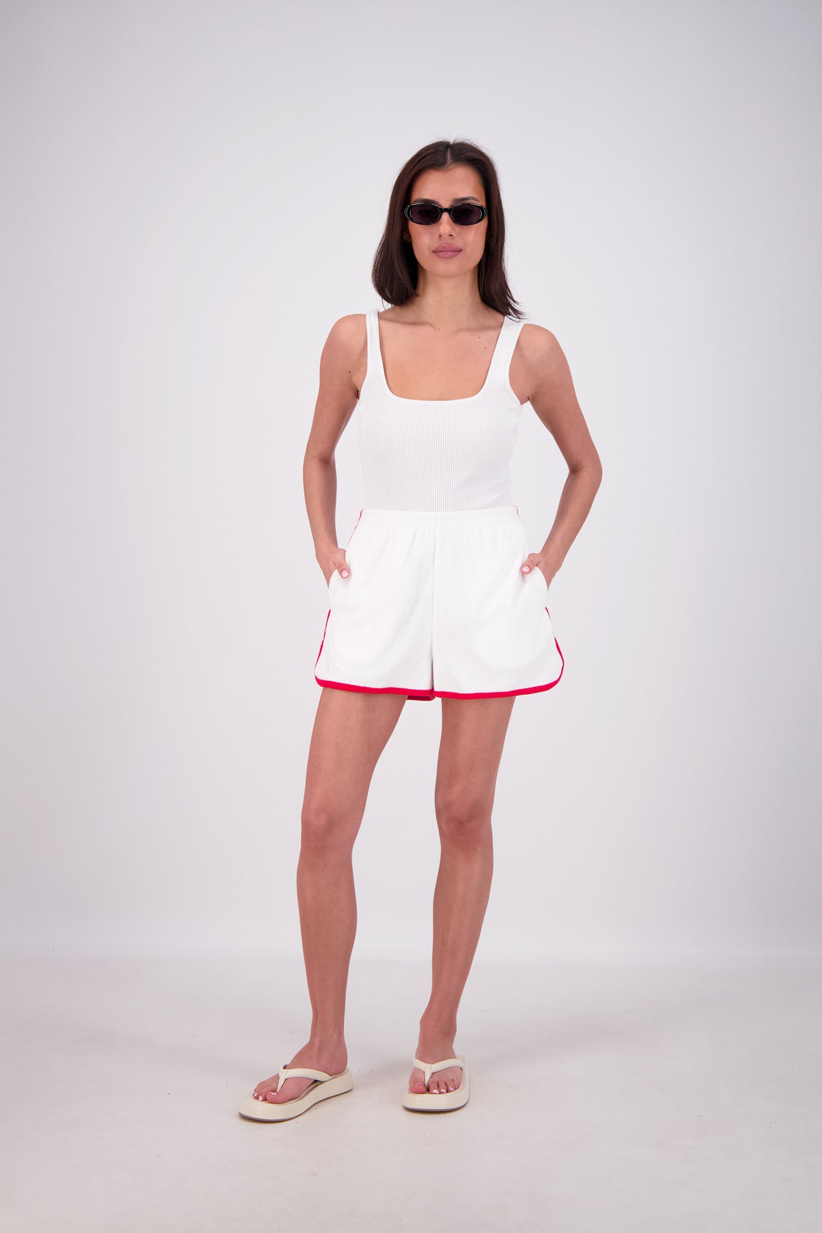 Kuhio Shorts | White