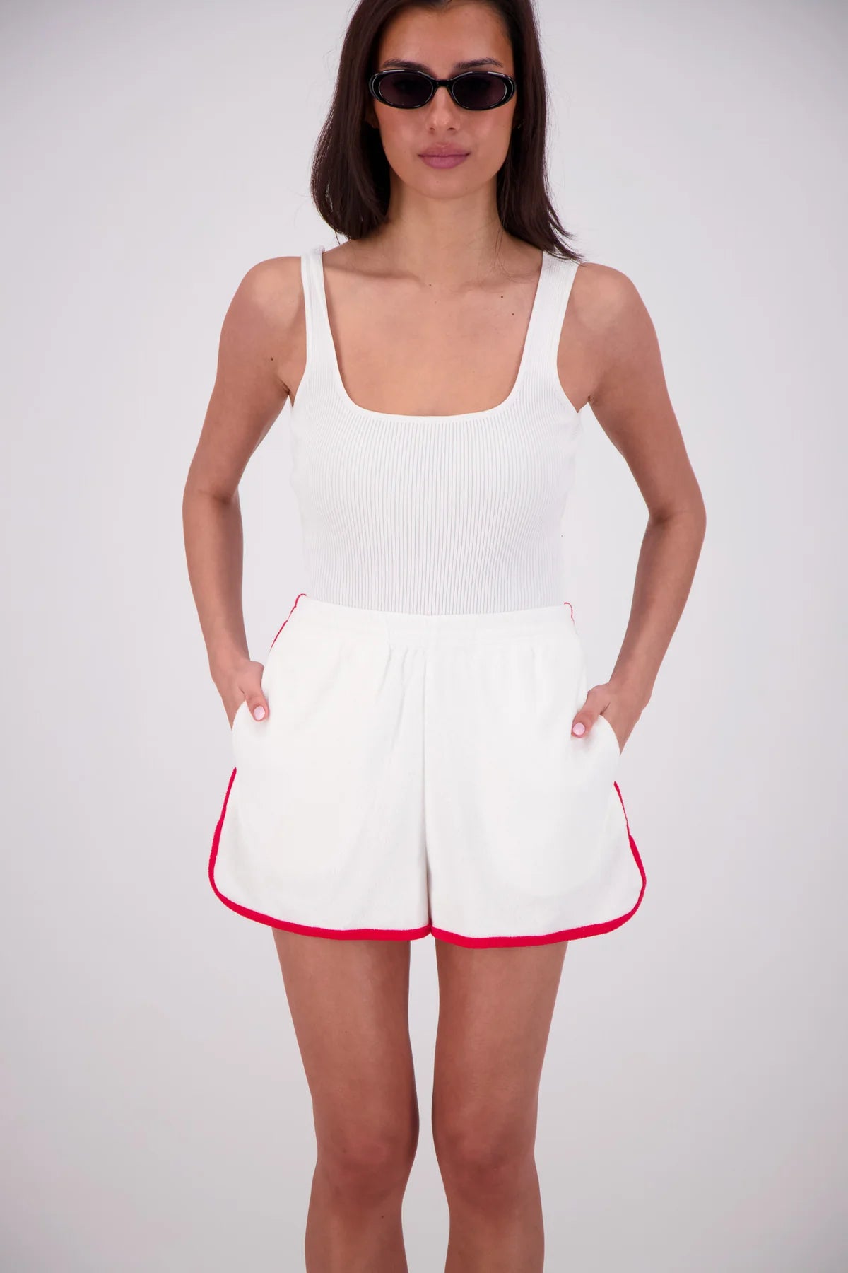 Kuhio Shorts | White