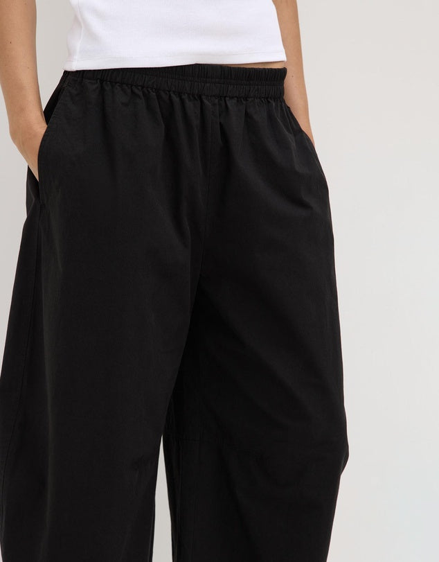 Lola Barrel Pant | Black