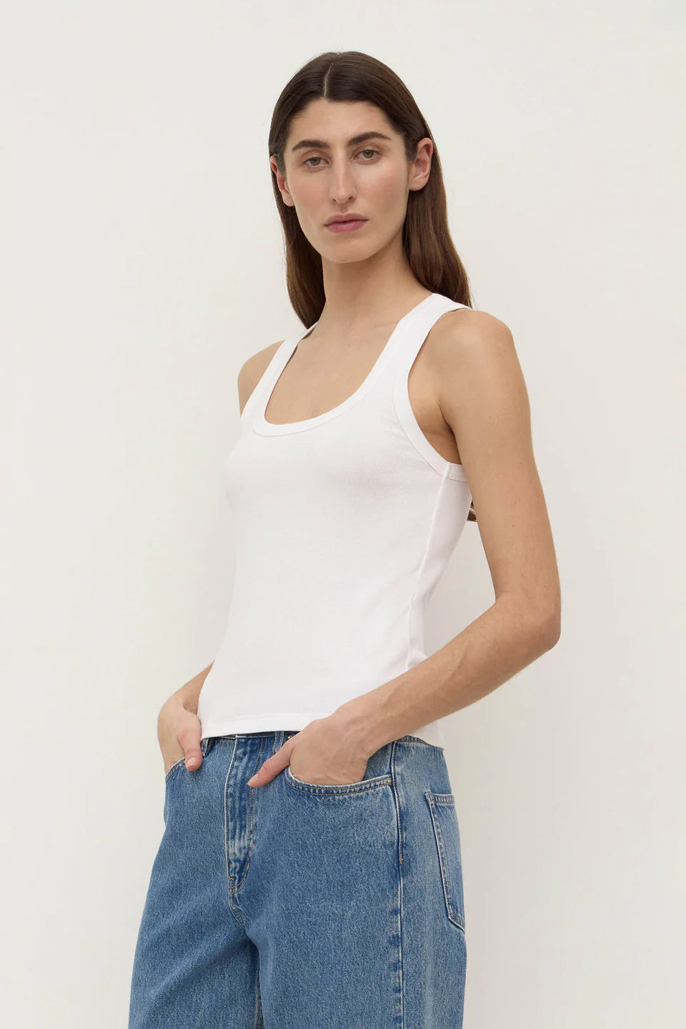 Robyn Scoop Neck Tank | White