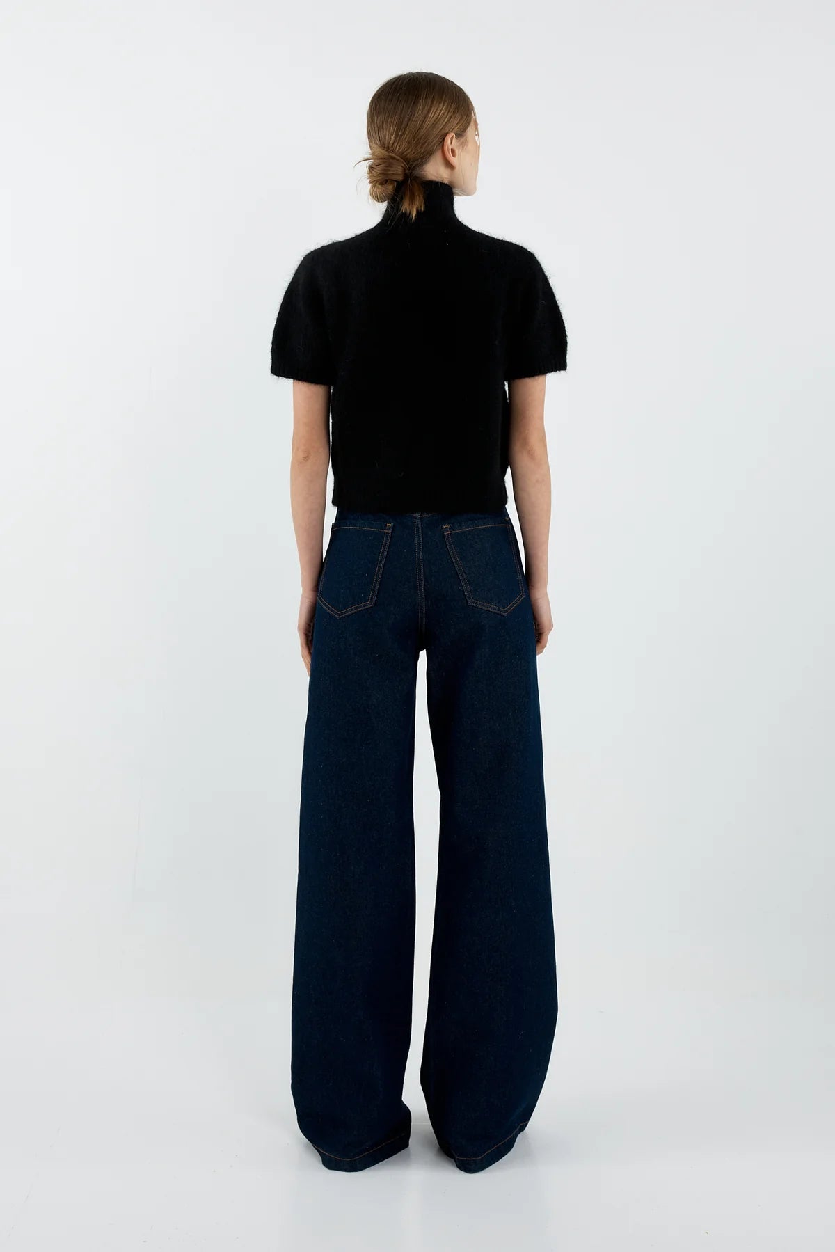 Giselle Short Sleeve Tunic Top | Black