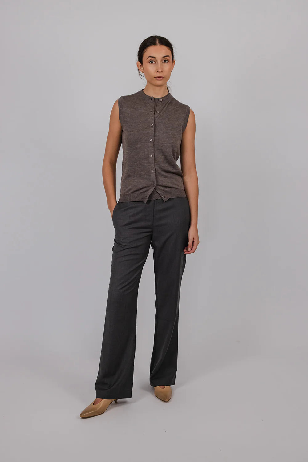 Rudy with Buttons | Dark Stone