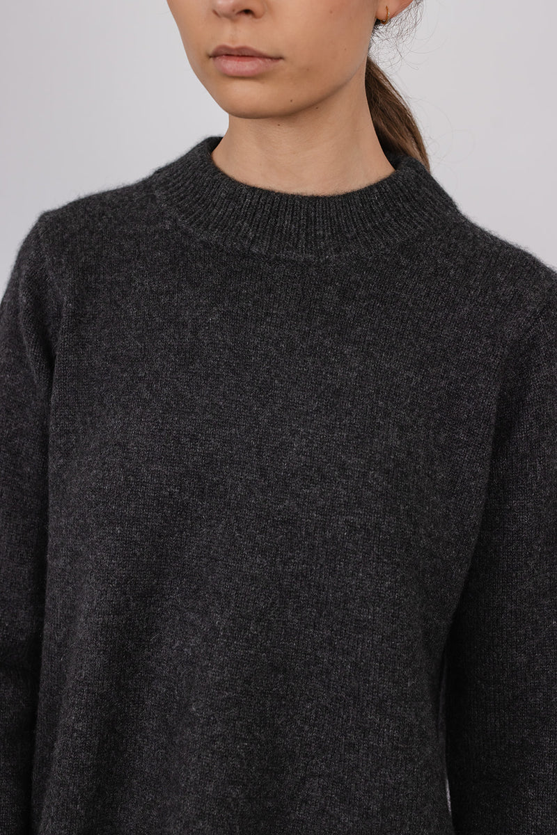 Roger in Premium Fine 5GG Cashmere | Charcoal