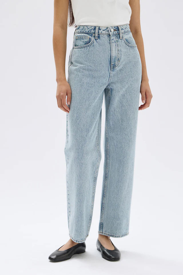 Vintage Straight Jean | Bleach