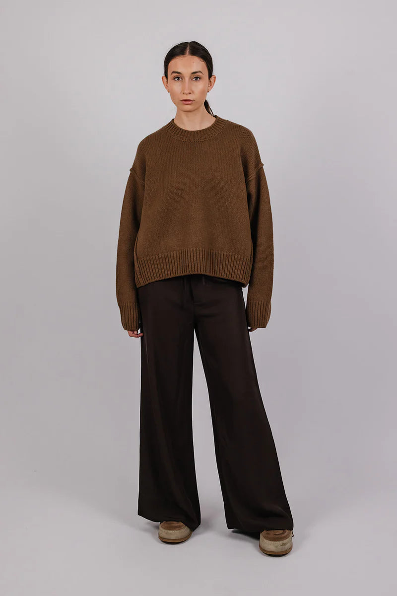 Hannah in Cashmere & Wool | Brown