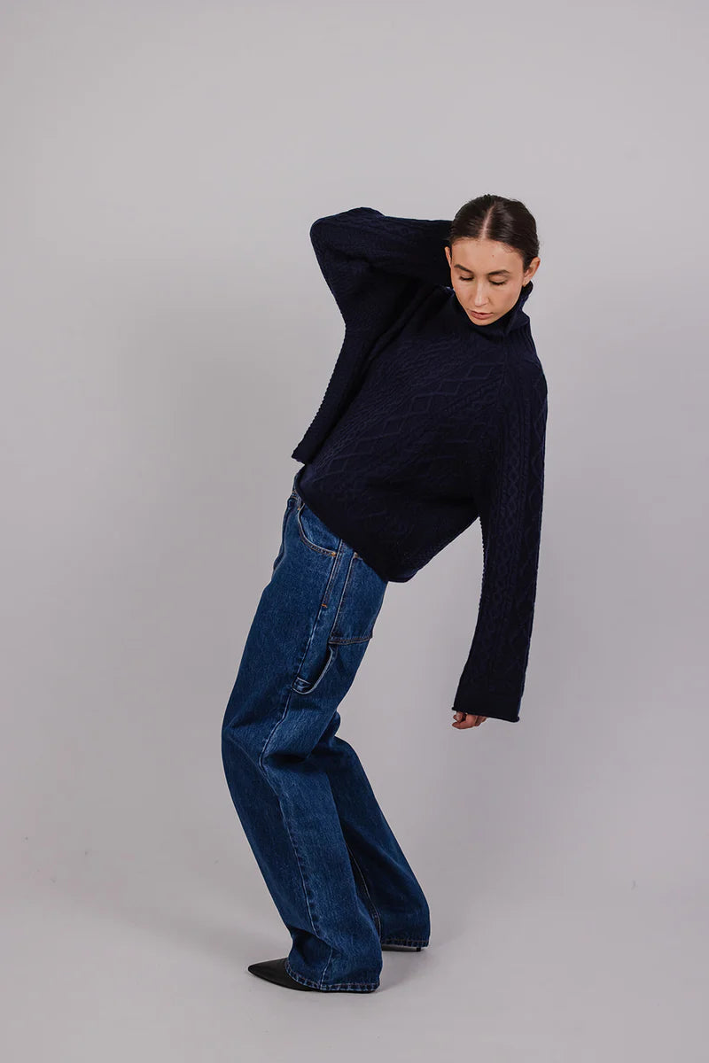 Oliver in Cashmere & Wool Cable Knit | Navy