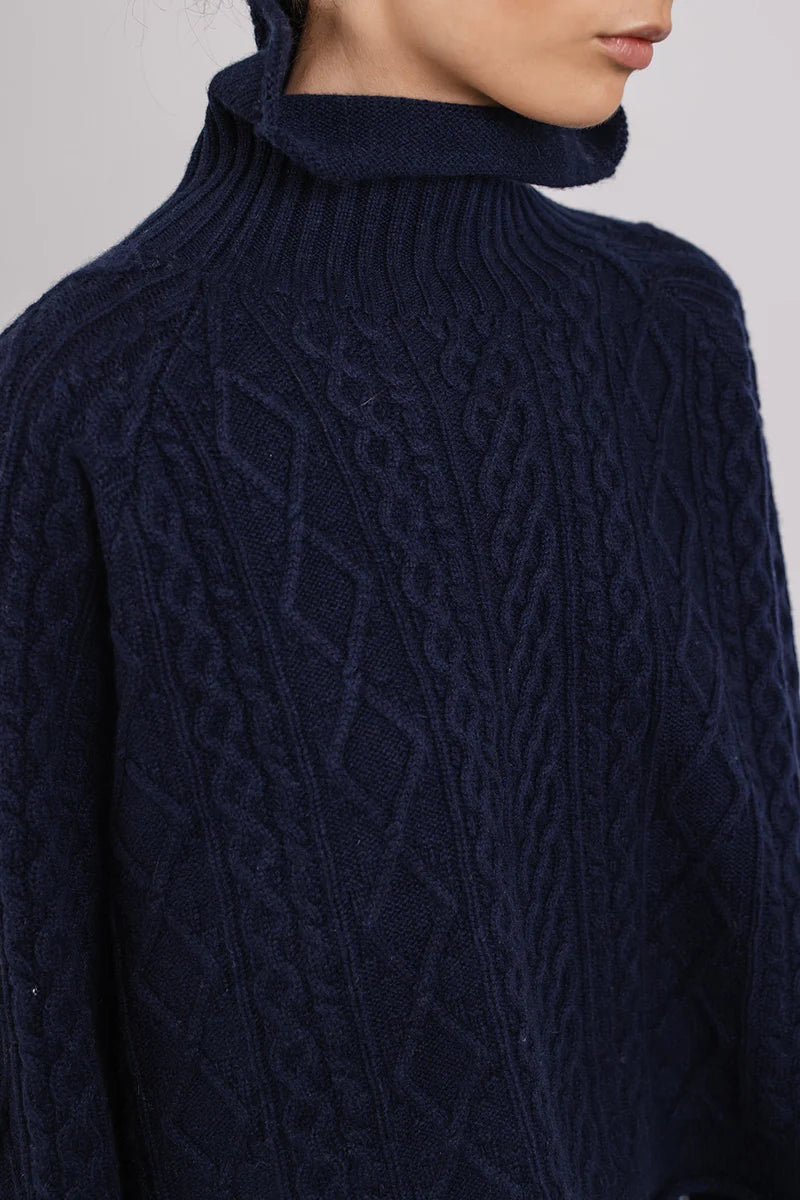 Oliver in Cashmere & Wool Cable Knit | Navy