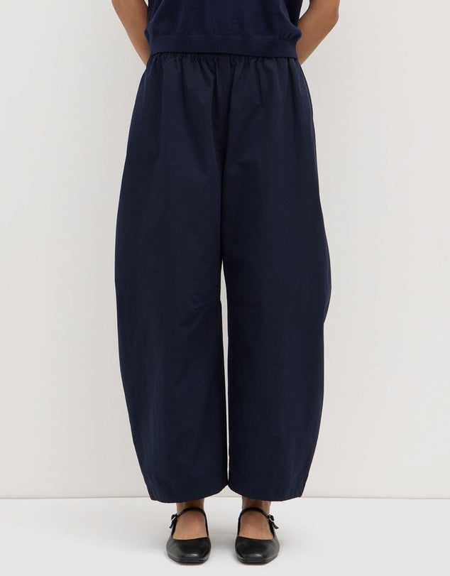 Lola Barrel Pant | Navy