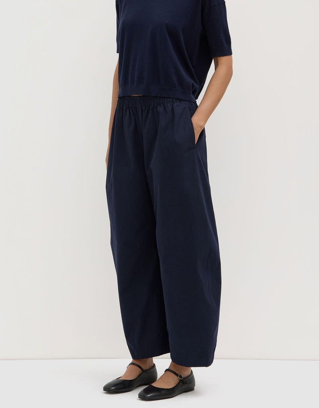 Lola Barrel Pant | Navy